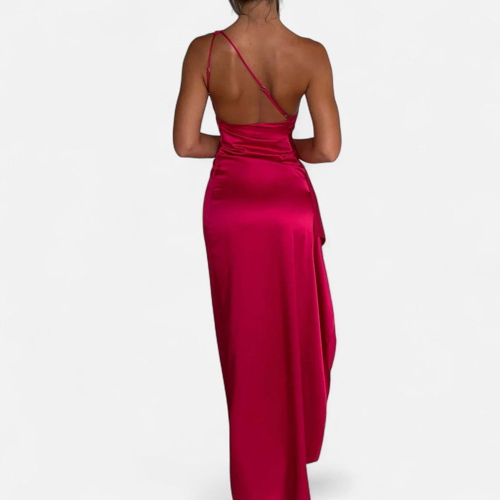 Asymetryczna długa sukienka damska – rzeźbiąca sylwetkę, naturalny ruch